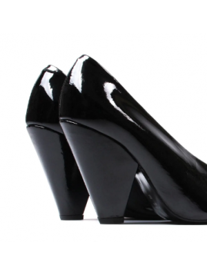 Zapato negro tacón ancho